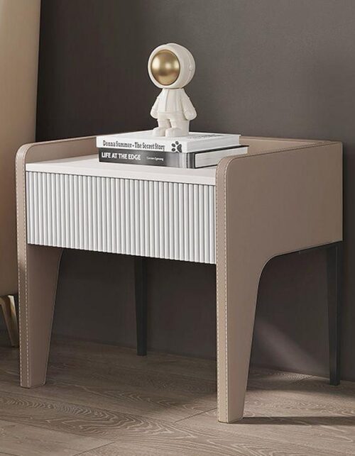 Classic Nightstand – Timeless Elegance & Practical Storage